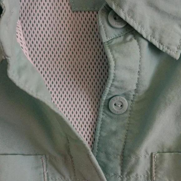 L. L. BEAN TOP - Picture 5 of 7